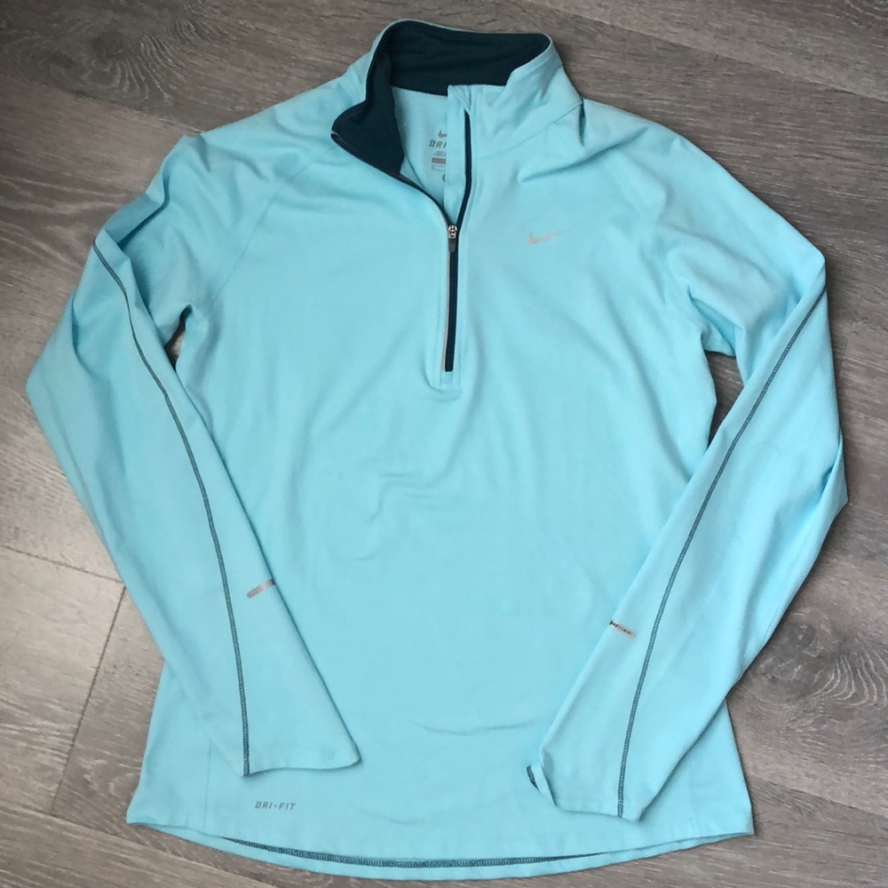 Nike Dri-Fit half zip SZ M Like New